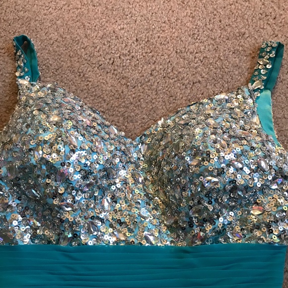 Sequin blue dress. - Picture 2 of 5